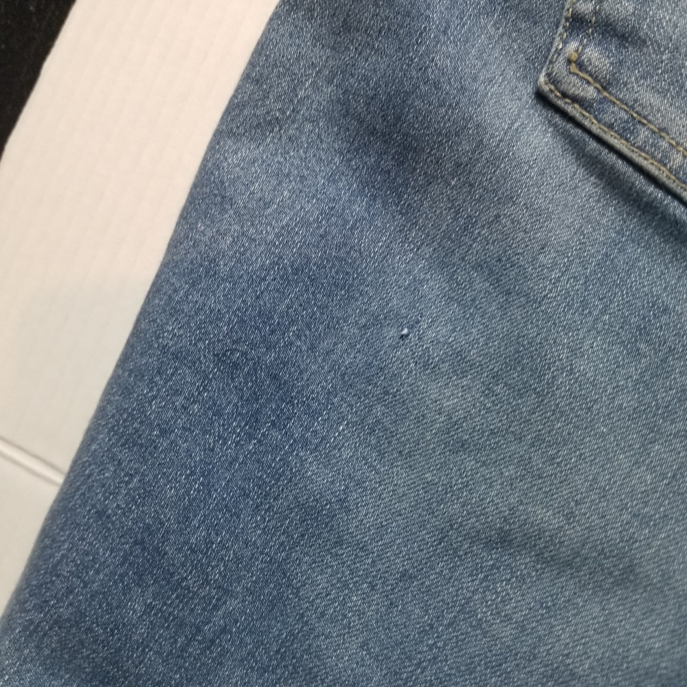 TIME AND TRU WOMEN'S DENIM MID-RISE SHORTS SIZE 14 - Picture 12 of 14